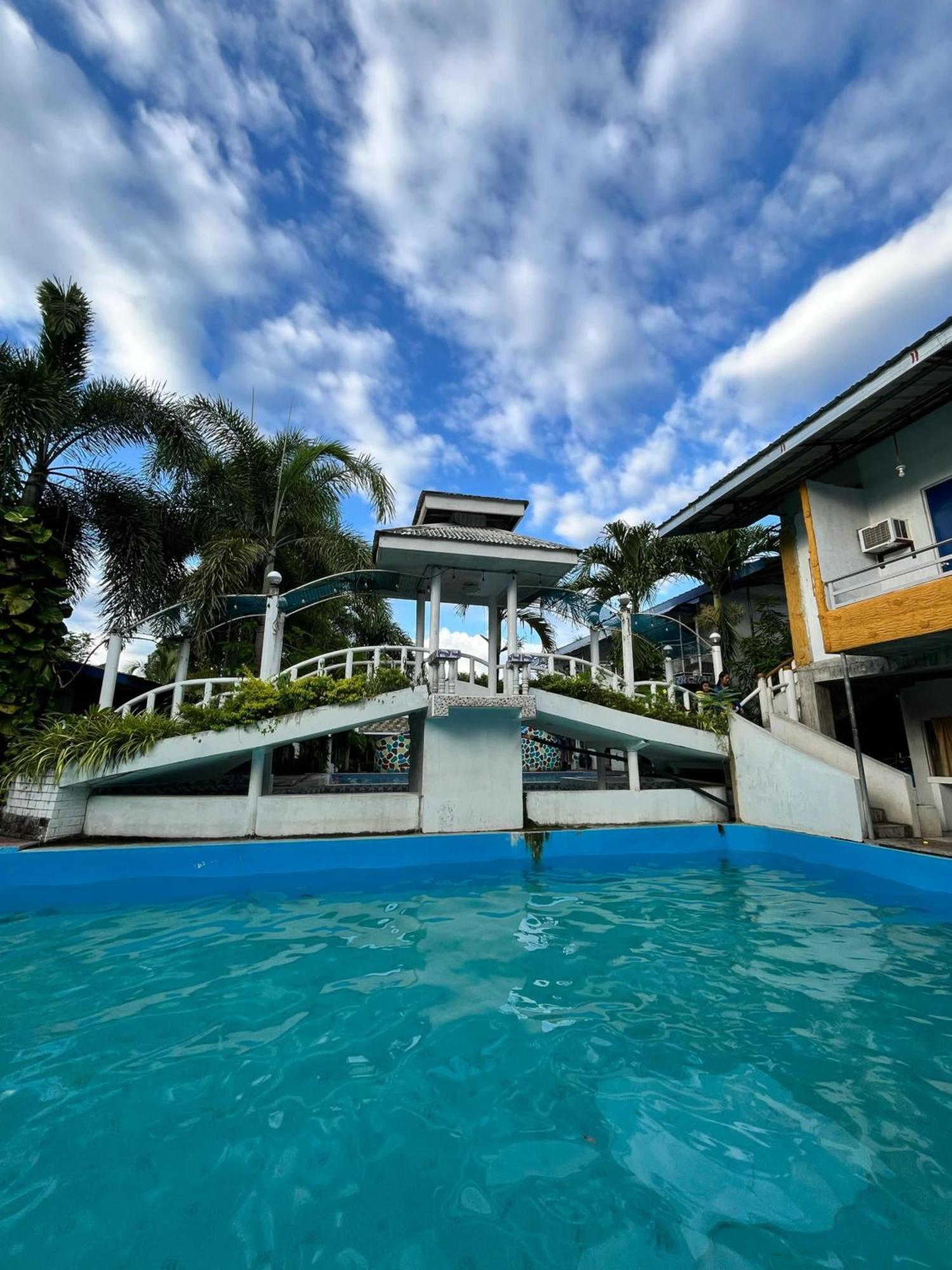 Isla Paraiso Resort-Hotel Sison 외부 사진